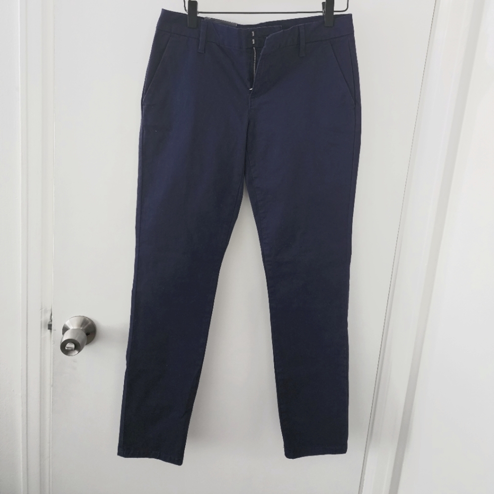 Brand new blue Tommy Hilfiger woman pants size 2